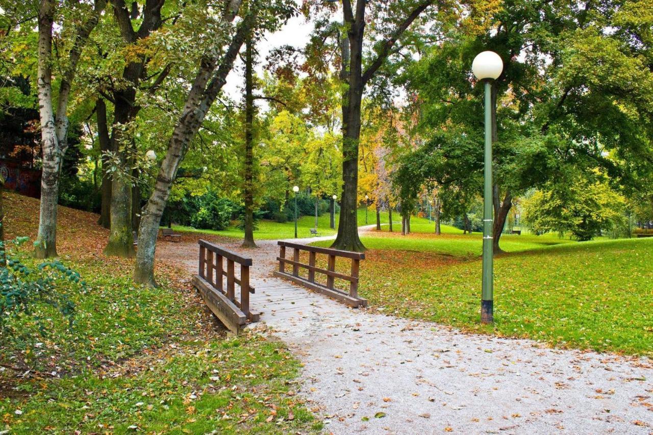 Gm Apartment, Free Private Parking Zagreb Bagian luar foto