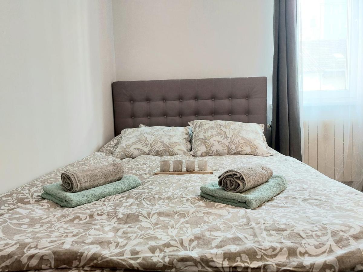 Gm Apartment, Free Private Parking Zagreb Bagian luar foto